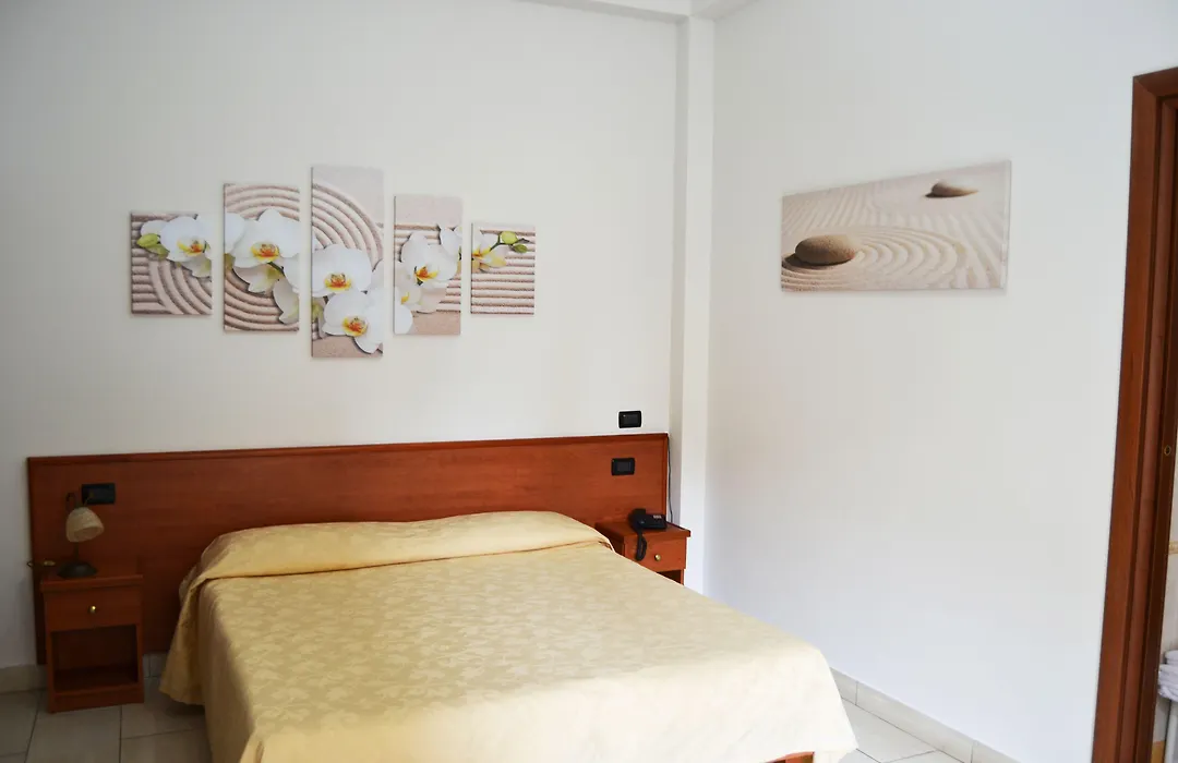 B&B Centrale Affittacamere-1